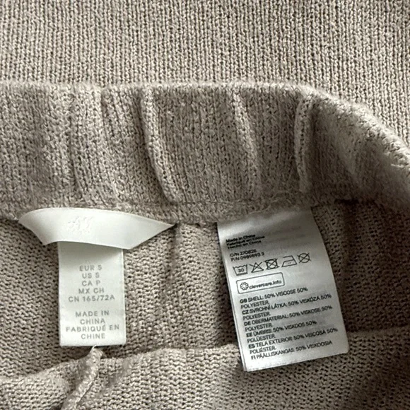 H&M Beige Knit Set - Picture 2 of 3